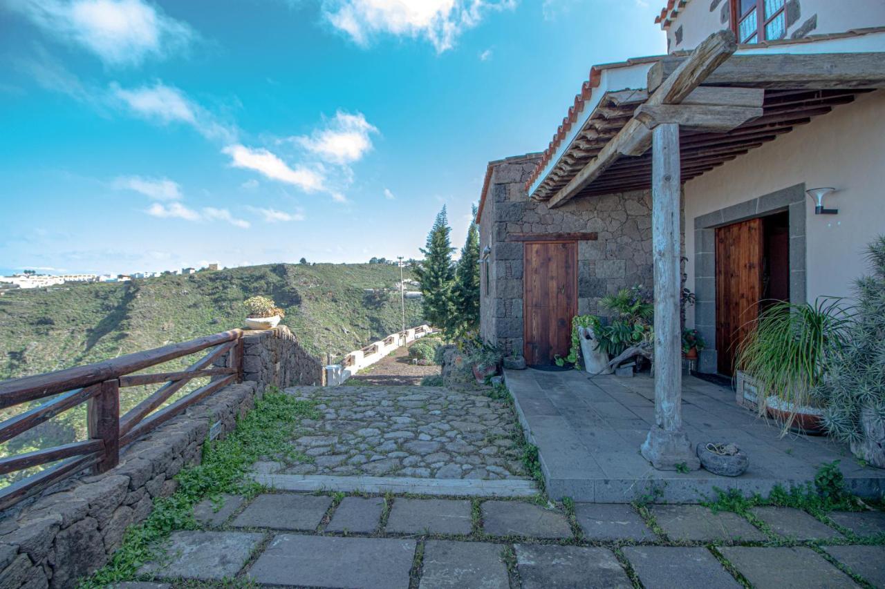 Villa La Casa Roja Moya Relax Exterior foto