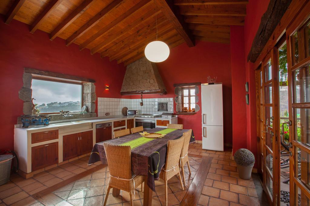 Villa La Casa Roja Moya Relax Exterior foto