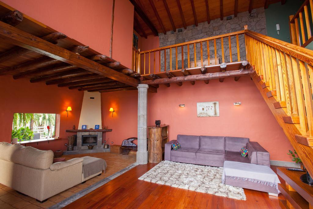Villa La Casa Roja Moya Relax Exterior foto